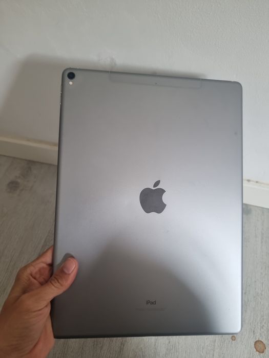 iPad Pro 12.9” 256GB + Apple Pencil – Excelente Estado