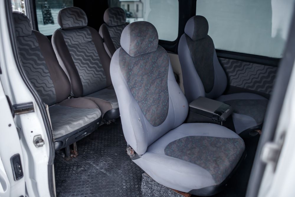 Продам Opel Vivaro Long 1.9 Пасажир