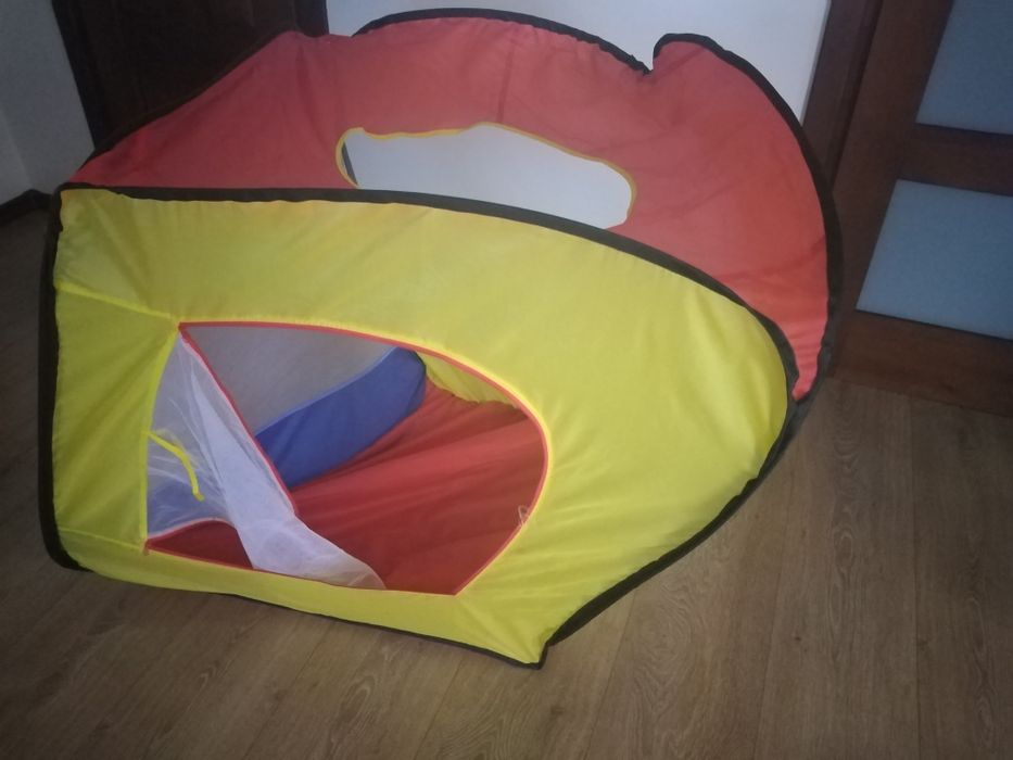 Domek - namiot plac do zabawy