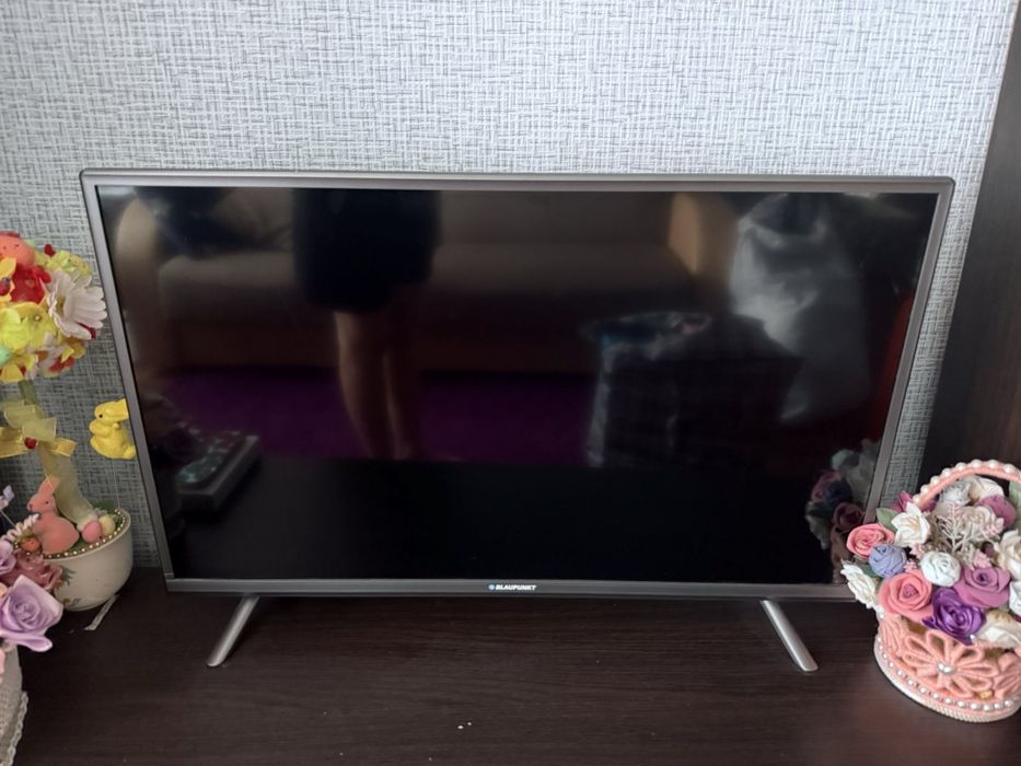 LED телеввзор, діагональ 32