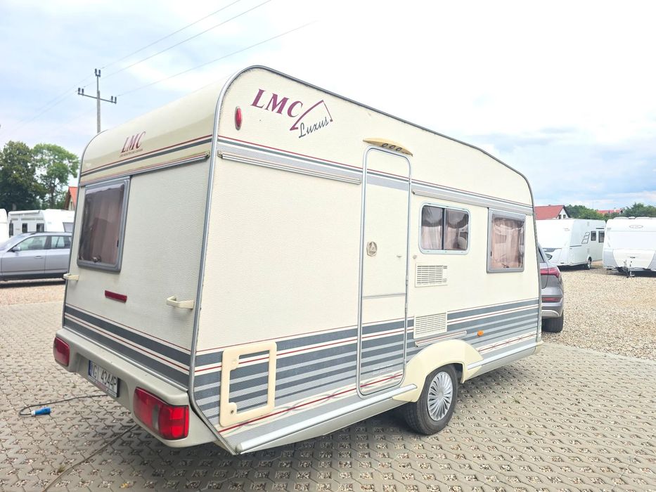 LMC 400TF Luxus 2 sypialnie super stan ZAREJESTROWANA hobby adria fendt tabbert niewiadów  LMC 400LUXUS 2sypialnie WC zarejestrowana przyczepa kempingowa hobby