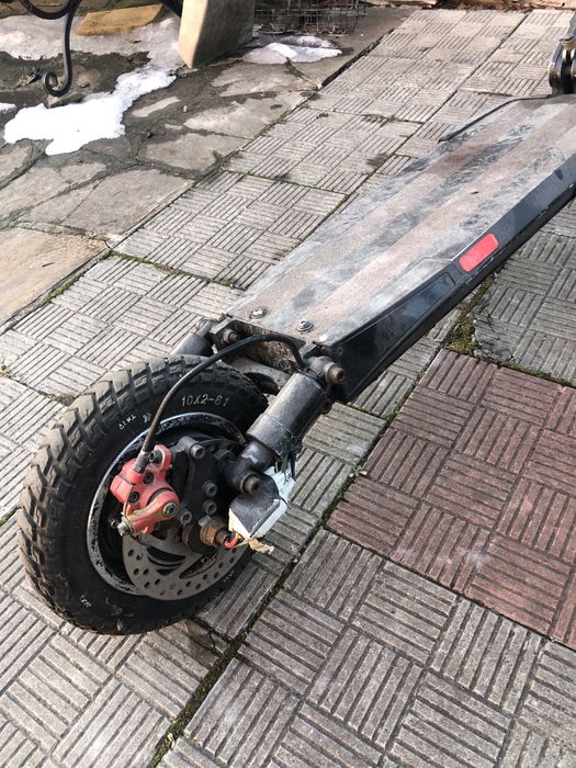 Продам електроскутер. Потребує ремонту