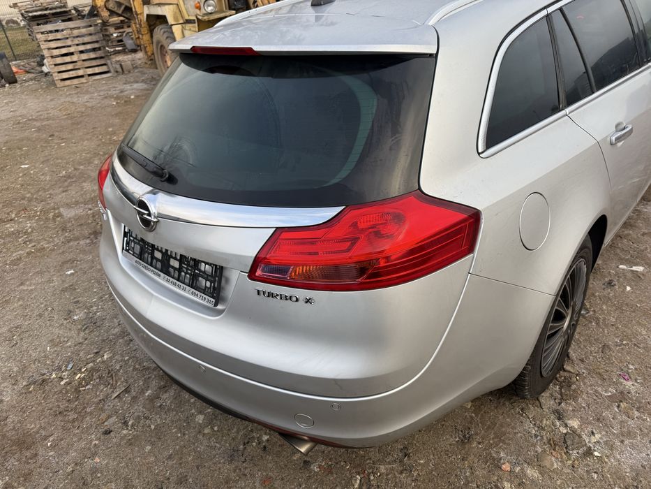 Opel insignia A klapa bagażnika Z176 elektryczna idealna europa kombi