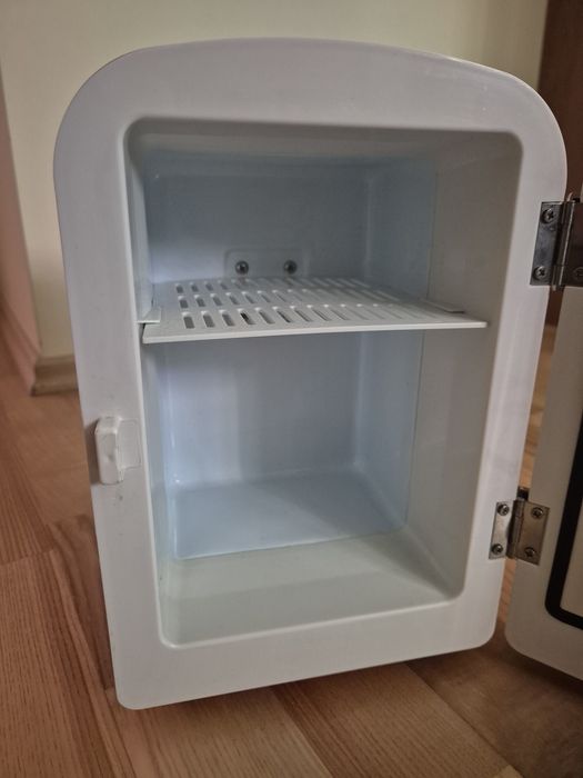 Lodówka na kosmetyki Jocca czerwona