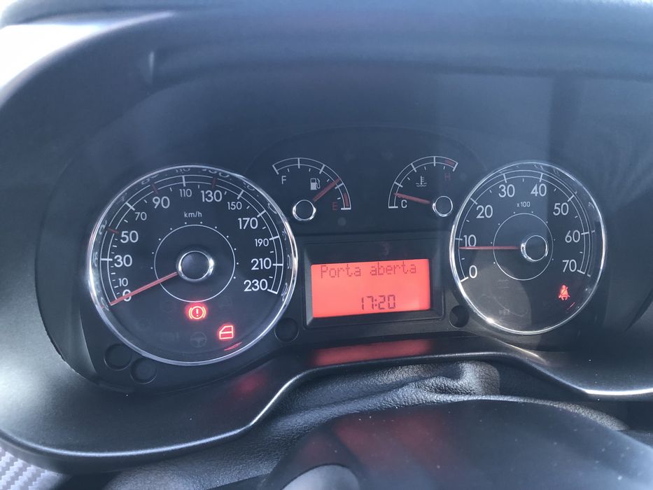 Fiat grand punto poucos klm