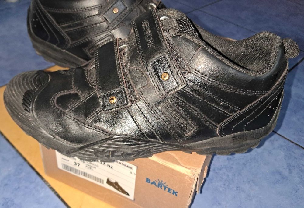 Чоботи Босоніжки Geox Ecco Bartek Crocs