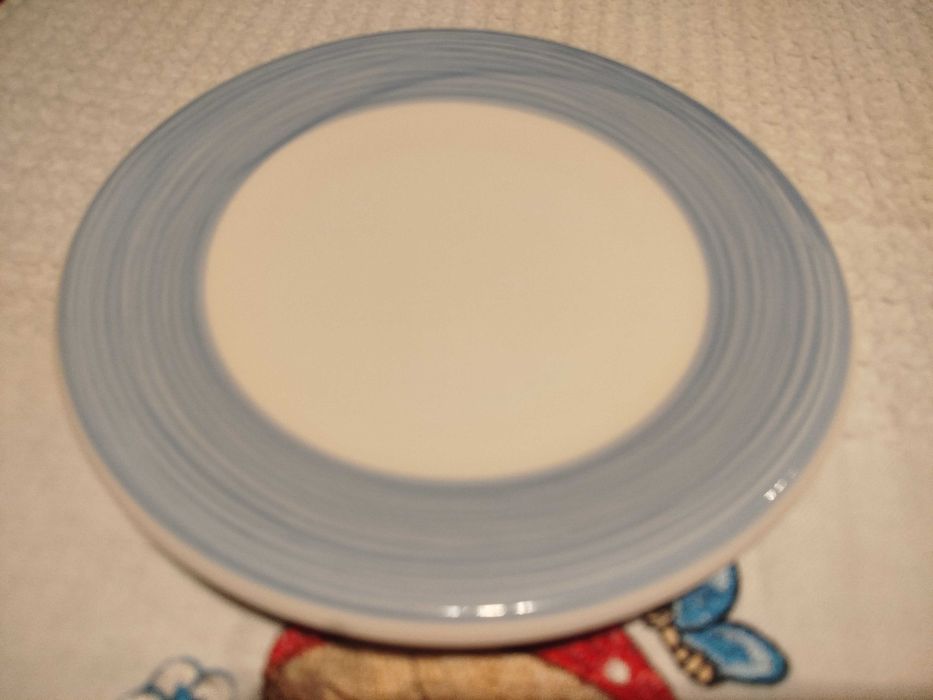 Conjunto de pratos para 4 pessoas [12 pratos) da Ceramiche Italia