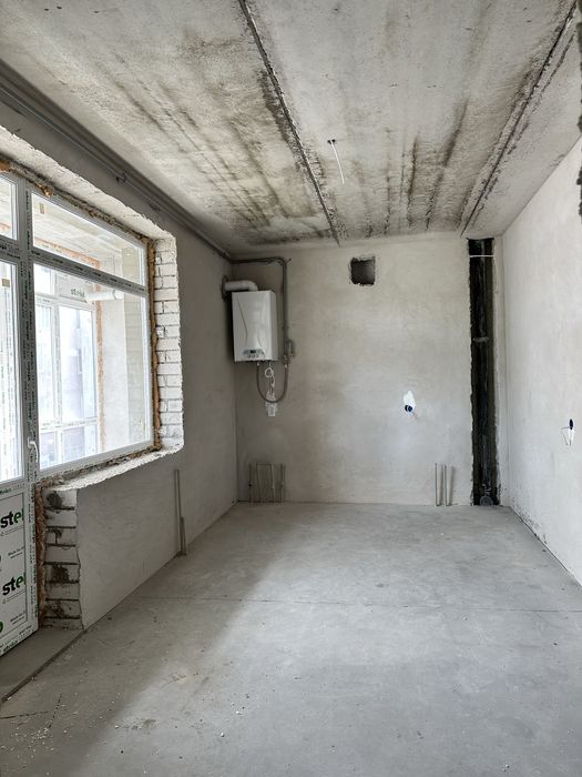 2 кім кв. новобудова вул.Стуса ( Чернишевського). Центр. 3 поверх