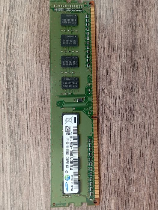 Продам планку оперативної пам'яті 2 GB Samsung