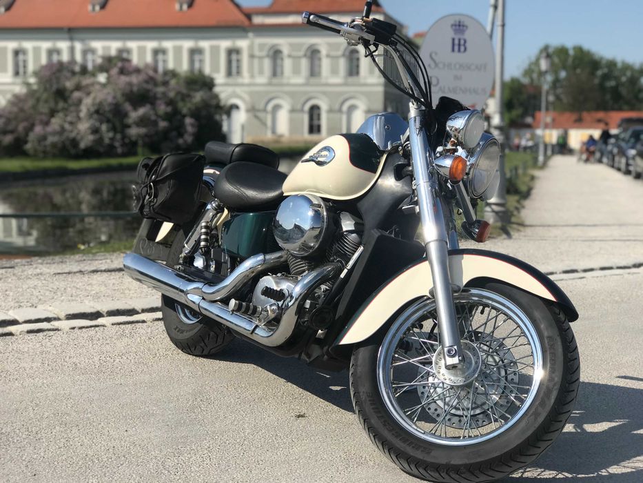 Honda Shadow VT750 C2