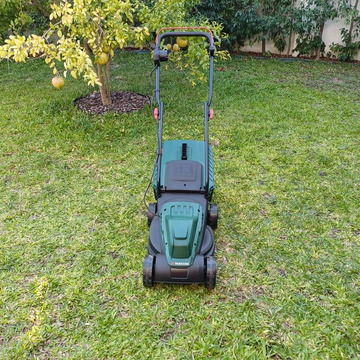 Corta relva Parkside 1200 W