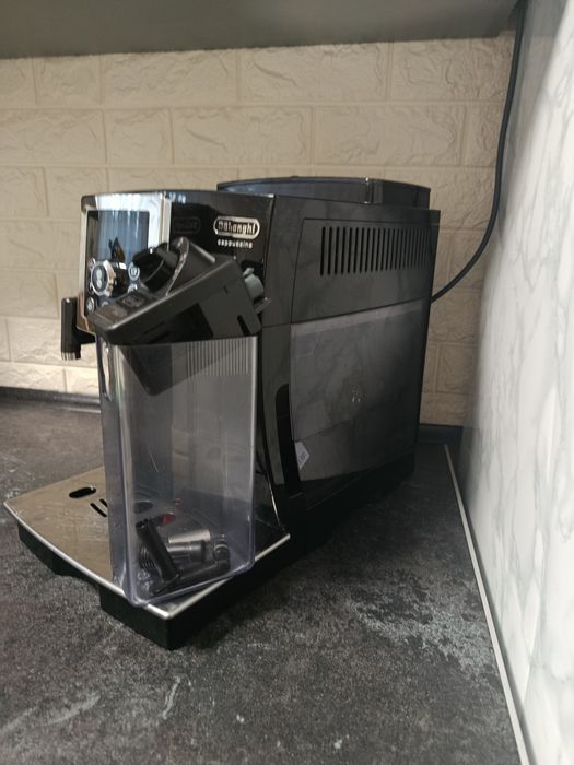 Кава машина DeLonghi cappuccino