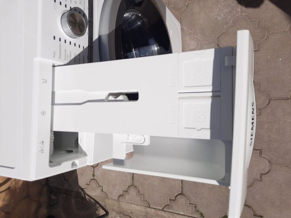 Пральна машинка Siemens iQ700 Dosiersystem І DOS на 8кг