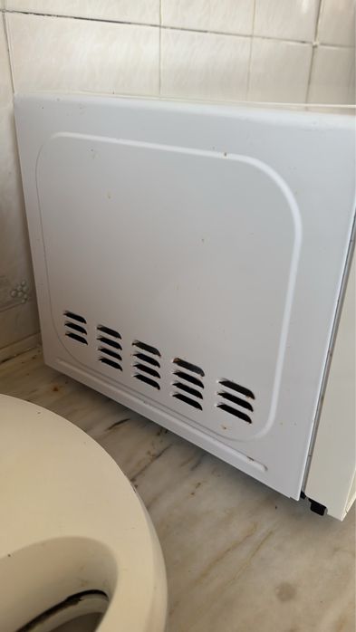 Micro-ondas FLAMA 700W