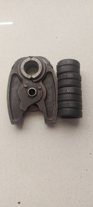 Szczęki zaciskarka rur Mini klauke Uponor nie rems