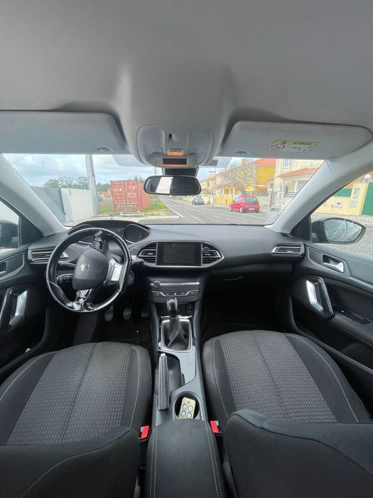 Peugeot 308 em boa forma