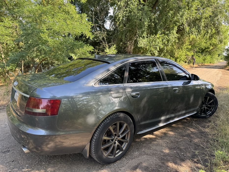 Продам Audi A6 C6 3.2 FSI Quattro (S-line)