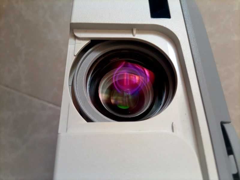 Projetor Profissional NEC 3,000 Lumens (ANSI)
