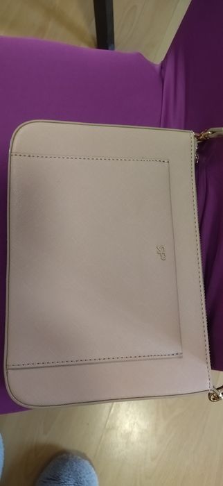 Carteira pequena da parfois