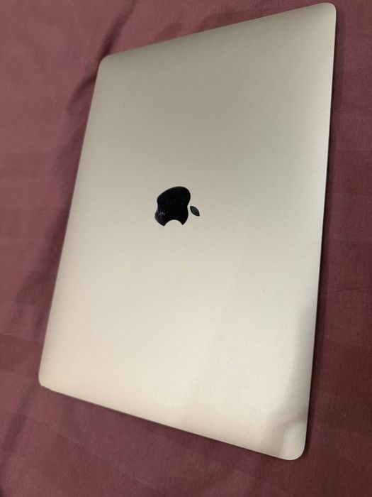 MacBook Air M1 13 8/512gb