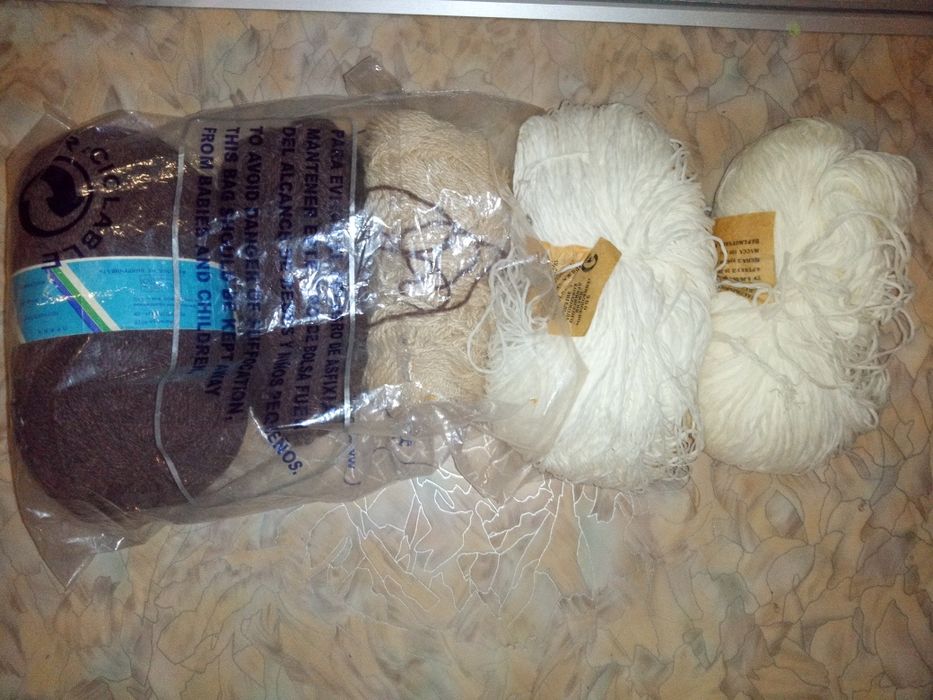 Пряжа( акрил, полушерсть)