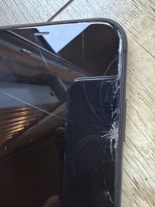 Iphone 11  64 GB