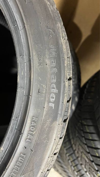 Комплект зимової гуми 225/40/18 Matador