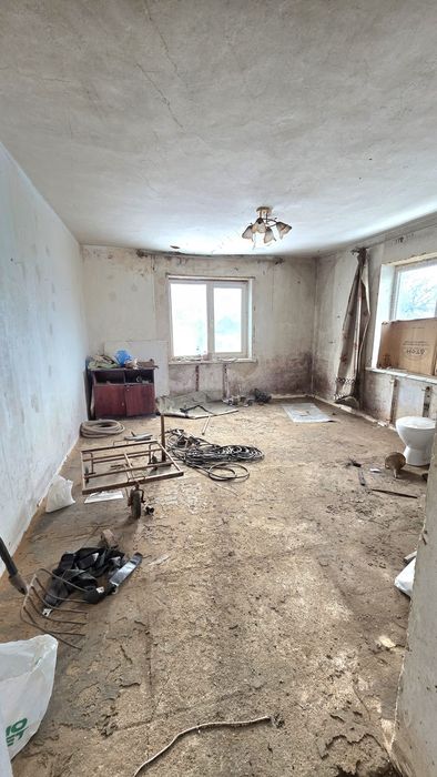 Терміновий Продаж по вул.Українська буд.20.