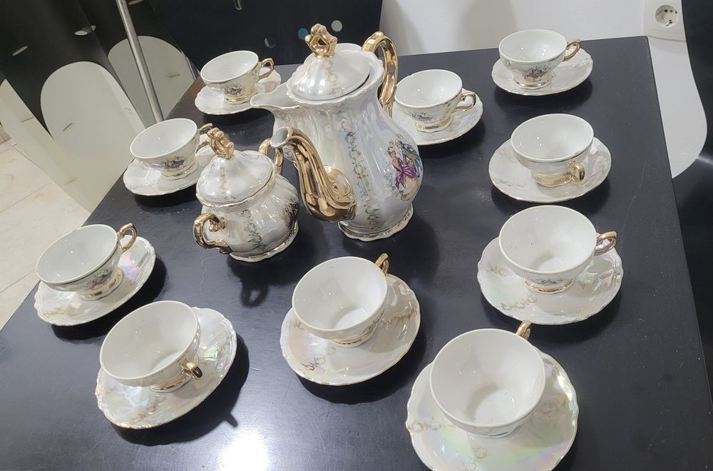 Serviço de chá 14 peças em Porcelana "Bavaria"