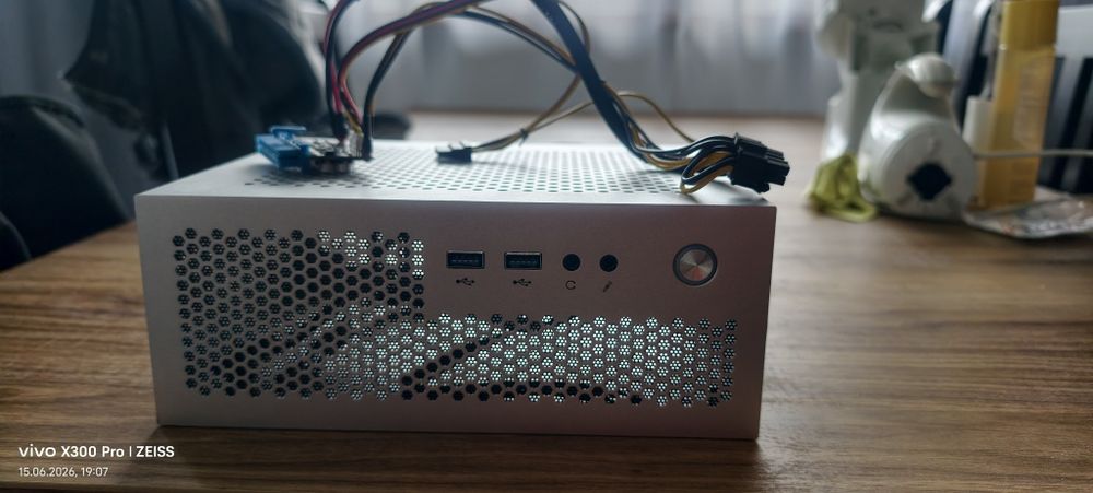 Obudowa Mini ITX 187x228x89 mm + Pico PSU 300W Gratis
