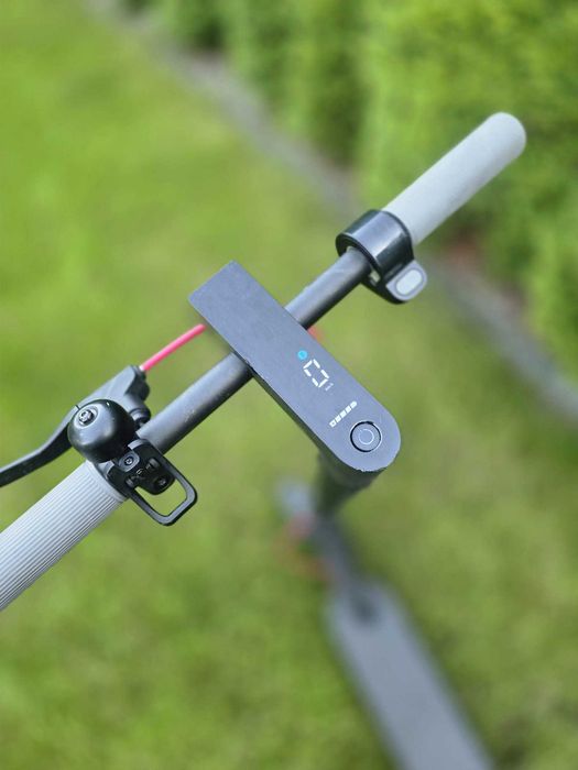 Xiaomi Electric Scooter 4 Pro NE + Ładowarka