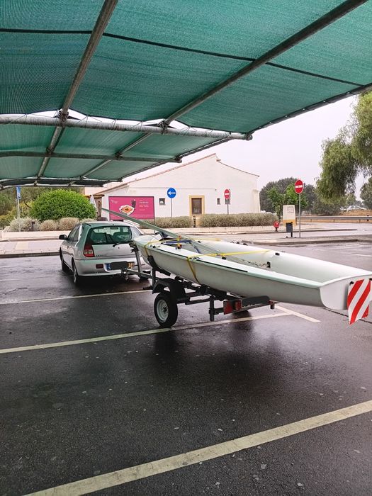 Mitsubishi Colt 1.3 GLX 1998 (com barra de reboque)