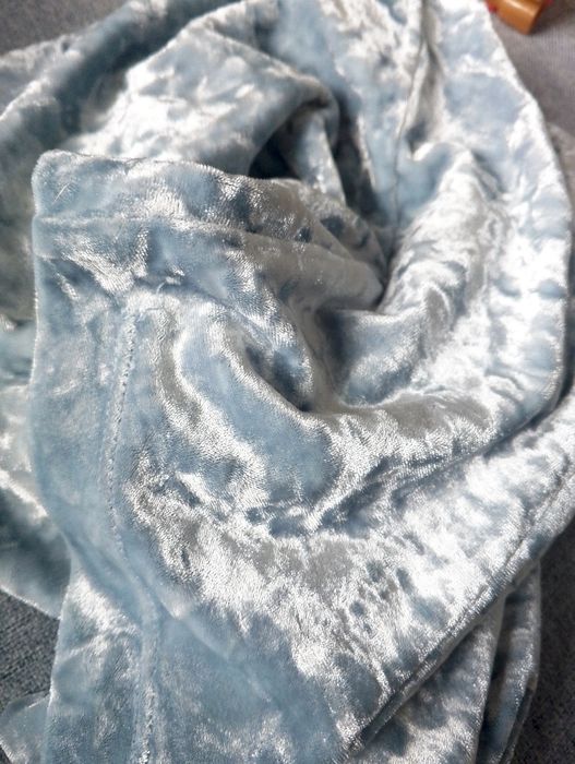 Top baby blue welurowy