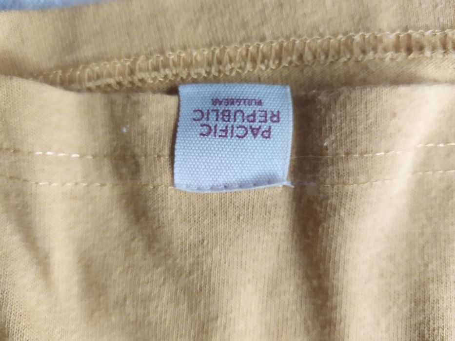 T-shirt pull bear