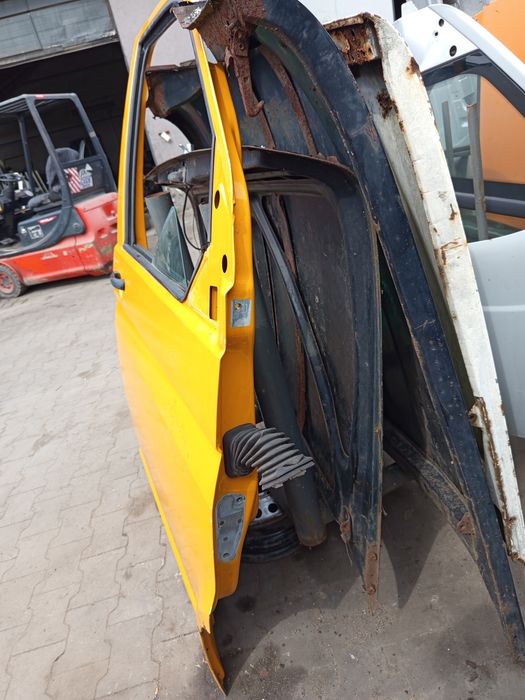 Drzwi przód prawe Wolkswagen T5