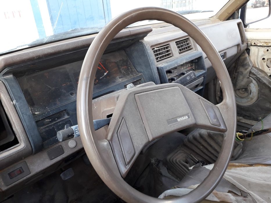 Nissan d21 chassi com documentação pronto a transferir