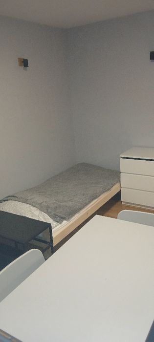 Wynajmę pokój 4 osobowy Warszawa Bielany ul Estrady 10 min metro Nowe