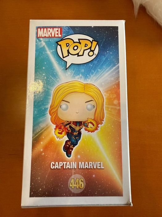 Funko Pop Captain Marvel 446 Collector Corps