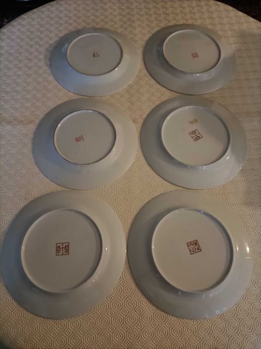 18 Pratos Chineses 23/27 cm