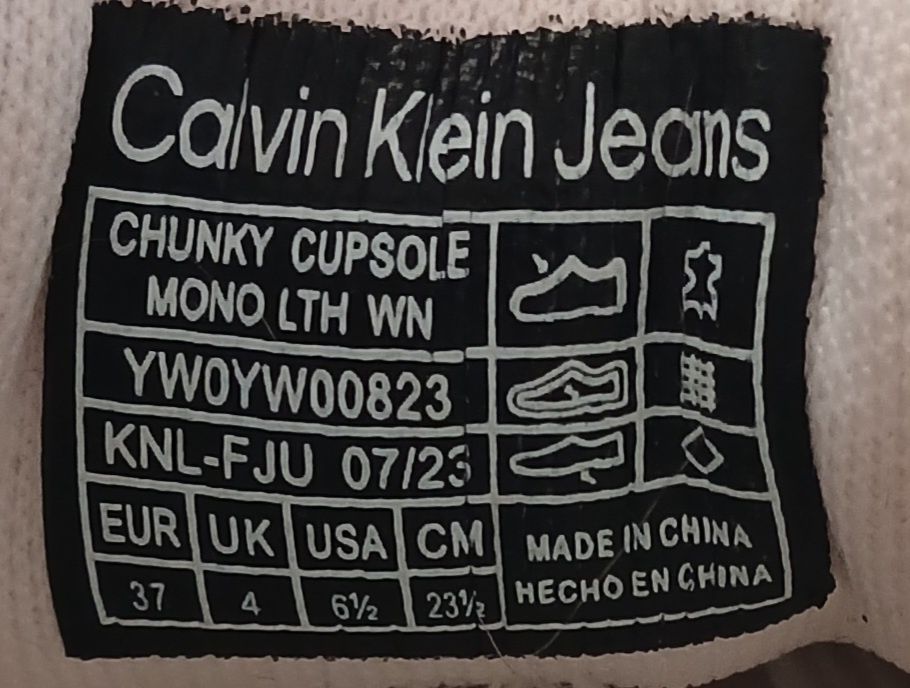 Кросівки Calvin Klein розмір 37