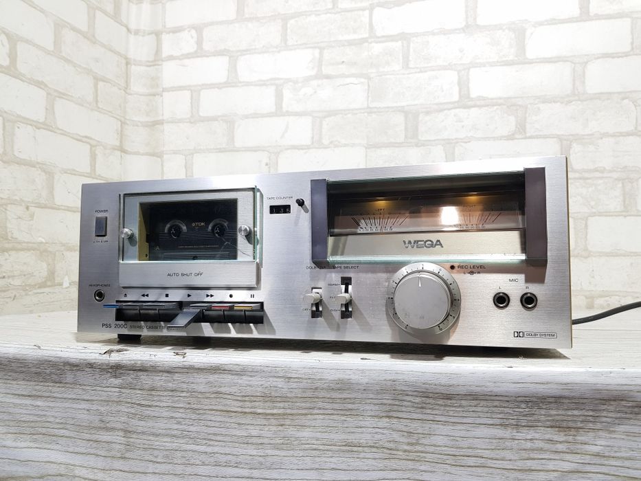 Hi-Fi Стерео касетна дека WEGA PSS 200C, б/у з Німеччини