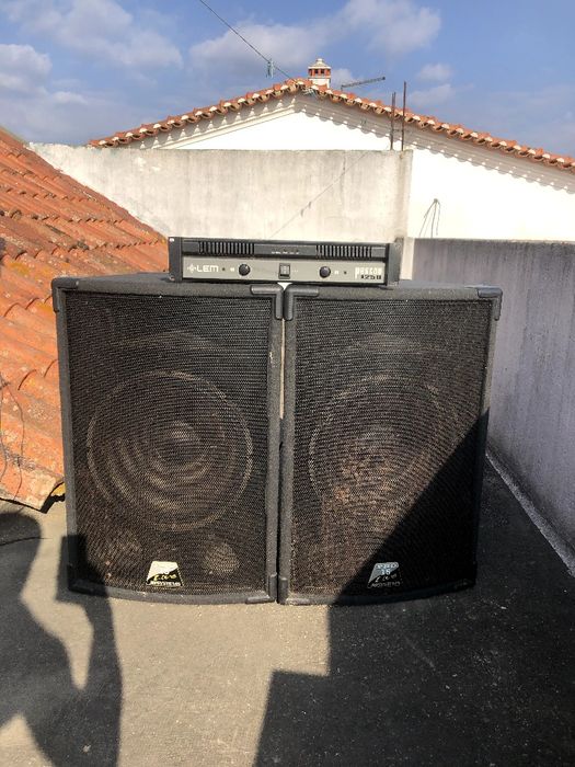 Amplificador PA + Colunas PA +Mesa Mistura PA ; oferta de cabos para colunas