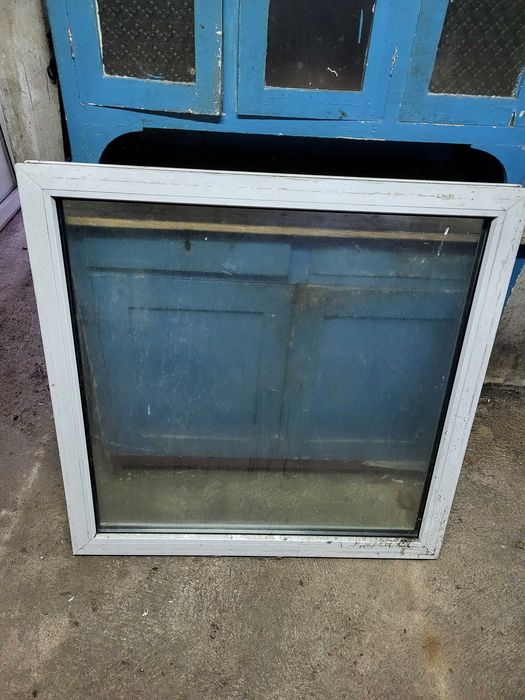 Okno witryna 1m x 1m