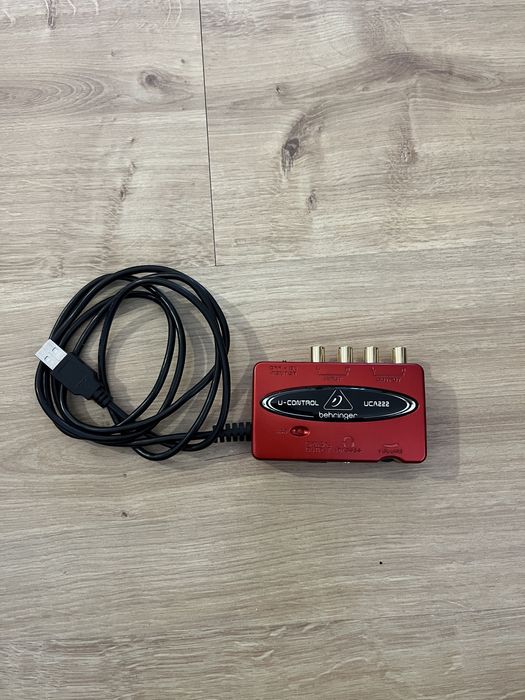 Placa de Som Behringer UCA222