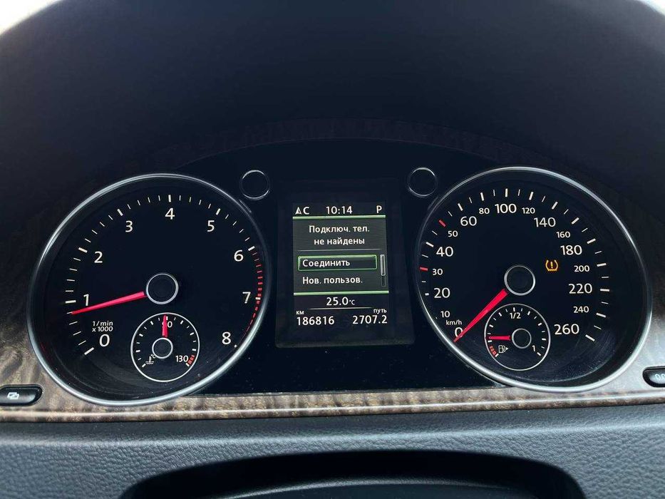 Volkswagen Passat 2012 року 1.8 Бензин АКПП Кредит/Обмін/Лізинг