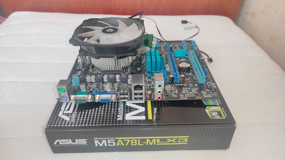 Комплект материнська плата ASUS M5A78L-MLX3 + процесор FX6300 + 8gb