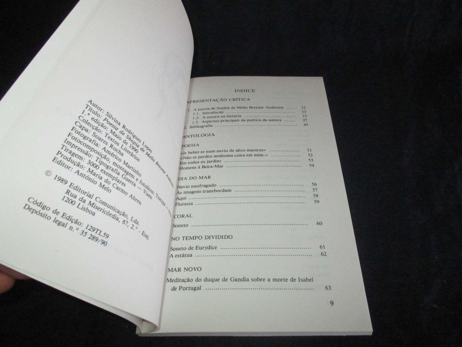 Livro Poesia de Sophia de Mello Breyner Andresen