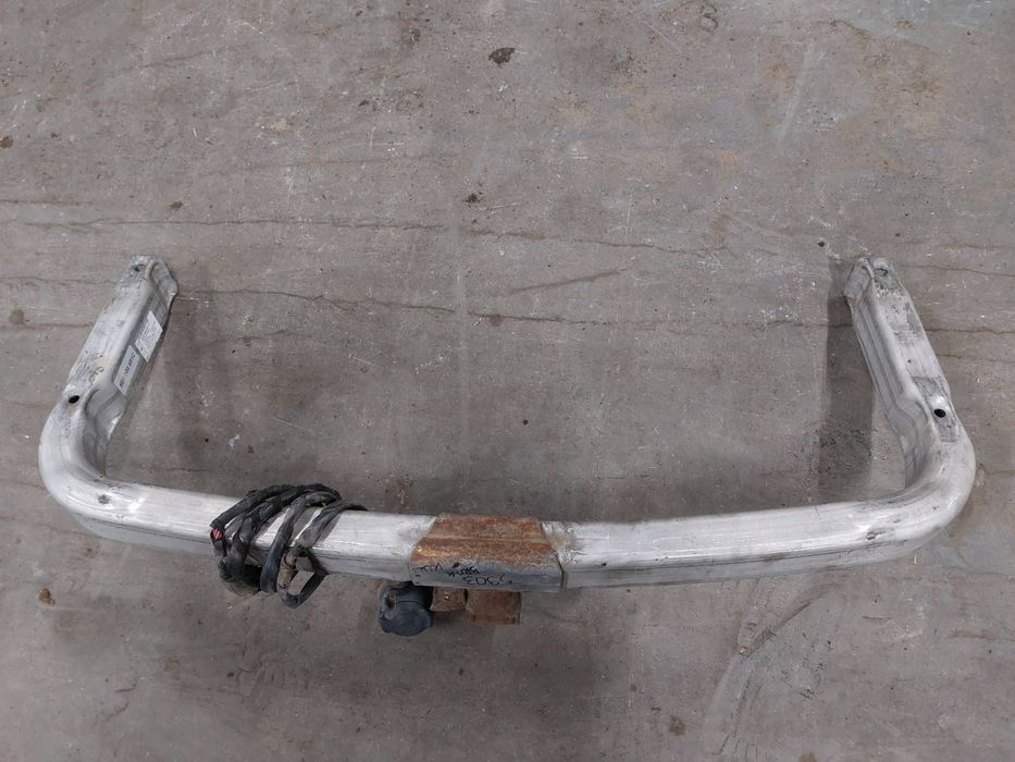 HAK HOLOWNICZY + TABLICZKA BRAK KULI AUDI A4 B6 KOMBI 8E0800491C