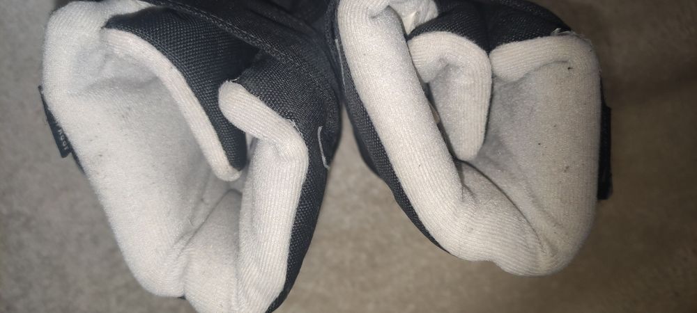 Śniegowce 32 queschua32 wodoodporne JAK NOWE  buty zimowe 32 WATERPROO