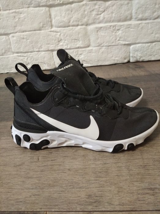 кросівки Nike react element